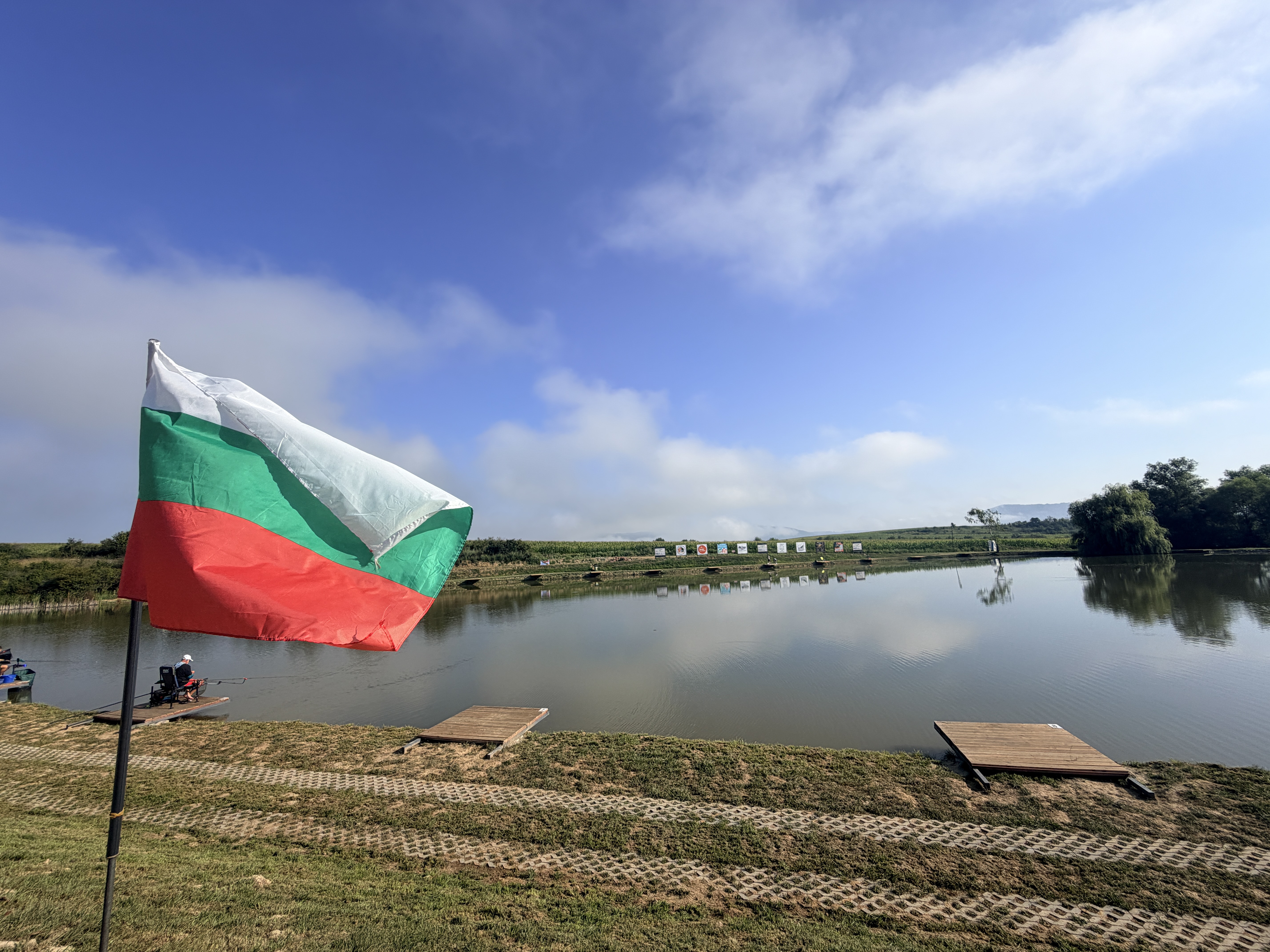 ЛЕТНИ ЖЕГИ и МНОГО РИБИ на МЕТОД ФИДЕР - КАРАКУДИ, ШАРАНИ и АМУРИ