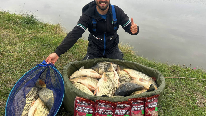 Риболов на Шарани с Метод Фидер