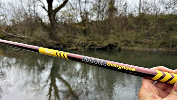 РИБОЛОВ с БОЛОНЕЗА и ПЛУВКА на РЕКА РОСИЦА