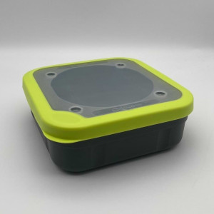 Кутия за стръв с плътен капак Matrix Grey/Lime Bait Box Solid Top - 1.2л
