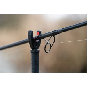 Фидер DAIWA SPECTRON ULTRA DISTANCE FEEDER - 4.20м 200гр