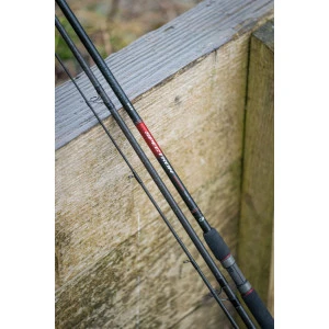 Фидер DAIWA SPECTRON ULTRA DISTANCE FEEDER - 4.20м 200гр