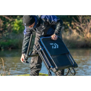 Фидер Стол Daiwa N’ZON SLIDETRAY FEEDER CHAIR