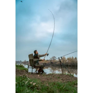 Фидер Стол KORUM Supa Lite Stretch Feeder Chair S23