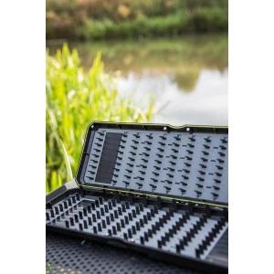 Класьор за Поводи MATRIX HLR Pro Hooklength Box - Long 30cm