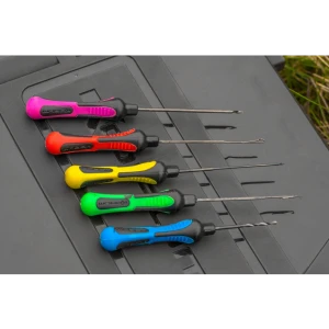 Комплект кутия с игли и ножица KORUM BAITING TOOL & SCISSOR SET
