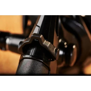 Макара Okuma Dyna Drag XP Baitfeeder 7000