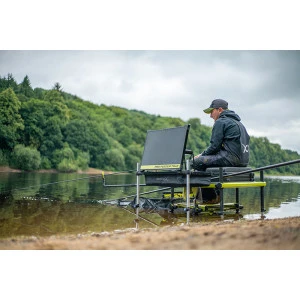 Маса Matrix Pro Feeder tray