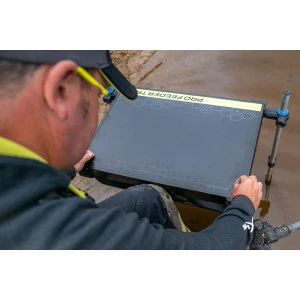 Маса Matrix Pro Feeder tray