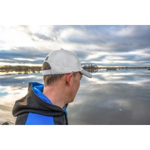 Шапка Preston White PI Logo Cap