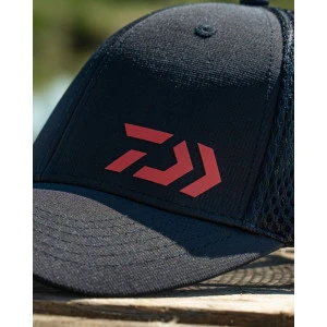 Шапка с козирка DAIWA PRO PERFORMANCE CAP – Black/Red