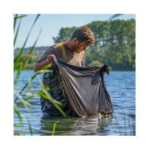 Шаранджийски Сак AVID CARP PRO-Tect Carp Sack