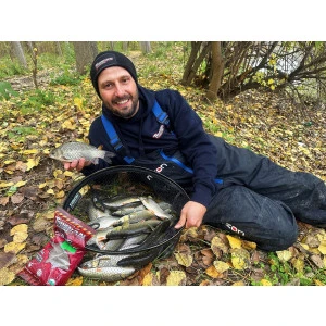 Захранка Troshan Fishing - Tъмен Микс 1кг